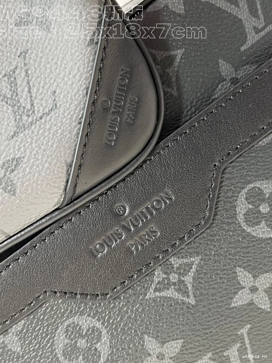 WIS TRIO MESSENGER VUITTON LOUIS 0711